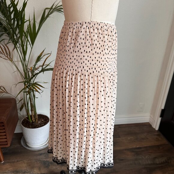 NWT Max Studio Flowy Pleated Mini Skater Skirt Balletcore Traditional Classic - Picture 3 of 9